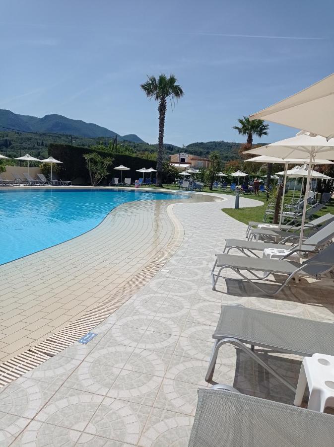 Ninos On The Beach Hotel Roda  Exterior photo