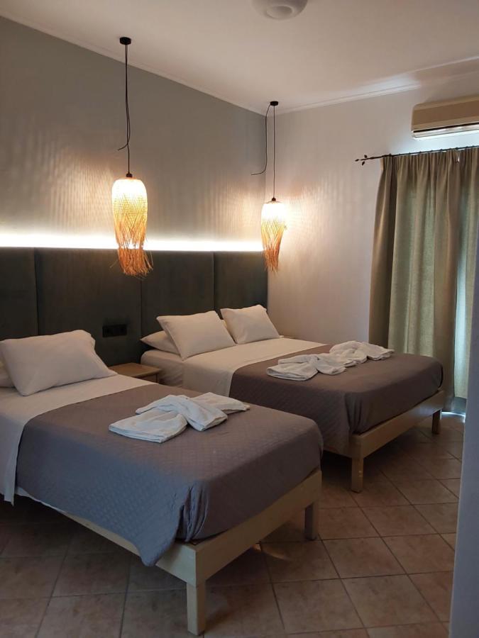 Ninos On The Beach Hotel Roda  Exterior photo